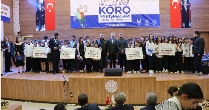 Siverek fırtınası Şanlıurfa’da esti
